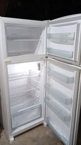 ÓTIMA GELADEIRA CONSUL 440LTRS DÚPLEX PAINEL DIGITAL FUNCIONANDO PERFEITAMENTE