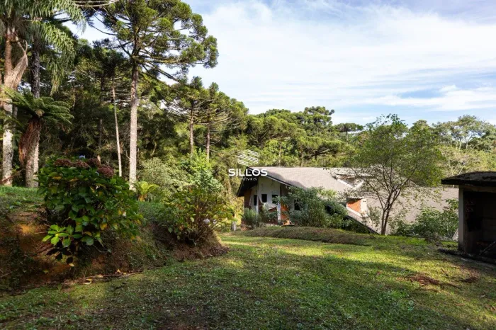 Chácara à venda com 80.000m² em Butiatuvinha em Curitiba