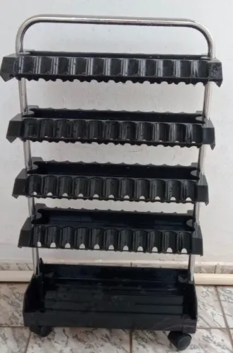 Carrinho de esmalte com 4 bandejas