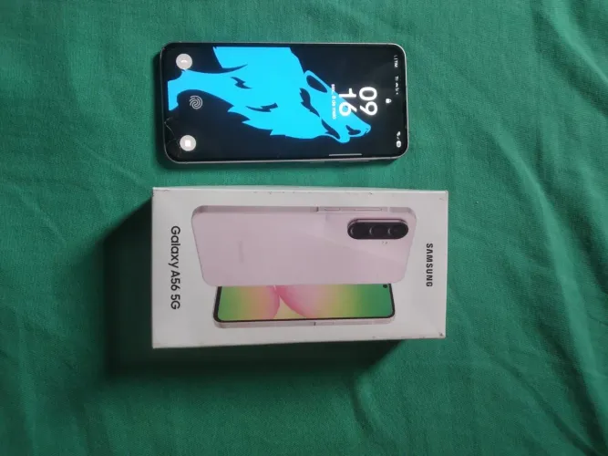 Celular A56 256 gigas 
