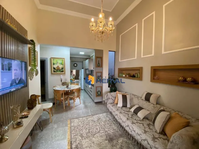 Casa com 4 quartos à venda, 120 m² por R$ 899.000 - Jardim Bom Jardim - Maringá/PR
