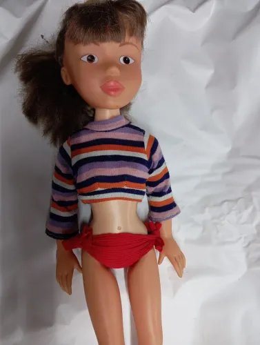 Boneca Rouge , com defeito