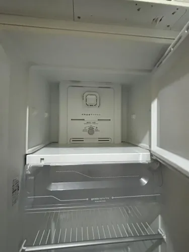 Geladeira Electrolux semi nova