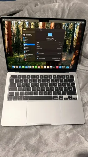 MacBook air 13, Chip m4, 16GB, Arma 256Gb