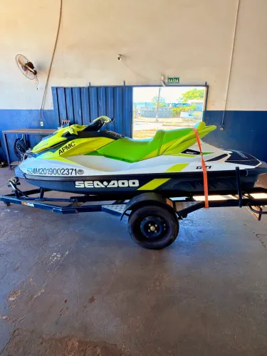 Sea-Doo GTI 130 2019 com carreta 