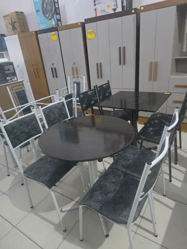 Mesa de mármore de 4 e 6 cadeiras a partir de 580,00