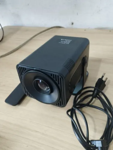 Projetor HY320 mini-a (A LENTE PRECISA DE REPARO)