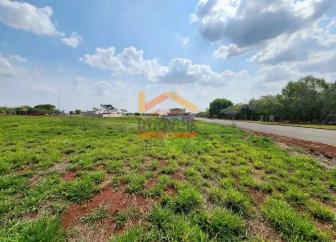 Terreno em Condomínio à Venda em Nova Odessa-SP - Parque Fortaleza 612m² de Área