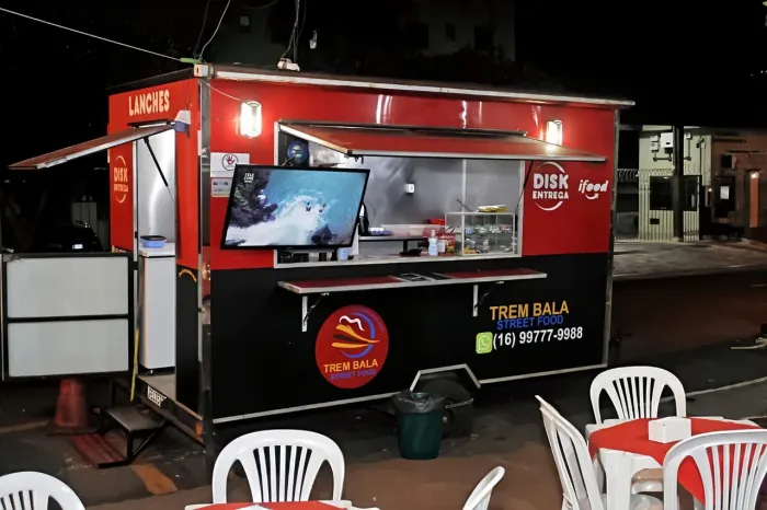 TRAILER DE LANCHES