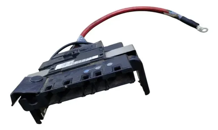Modulo Distribuição Bateria Bmw 320 E90 2006  127/220v