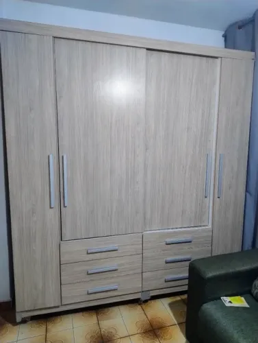 Guarda roupa solteiro