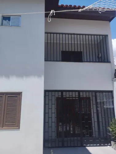Sobrado belíssimo pque tres meninos