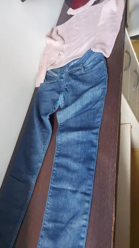 Calça Diesel com blusa lã