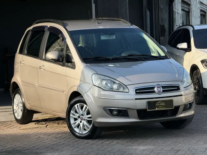 Fiat Idea Attractive 1.4 Fire Flex 8V 5P 2015