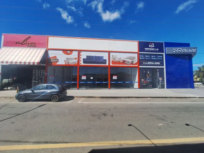 Ponto Comercial Amplo em Senador Canedo - Galeria Comercial