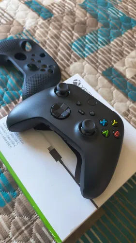 Controle Sem Fio Xbox + Cabo USB