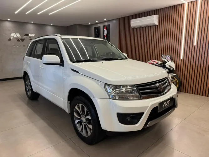 Suzuki Grand Vitara 2.0 16V 4x2/4x4 5P Aut. 2015
