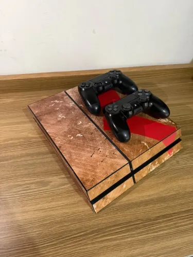 PS4 Fat 500 GB + 2 Controles + Jogos
