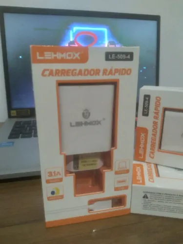 Chega de Ficar na Mão! Carregador 3,1A com Cabo Tipo-C para Celular