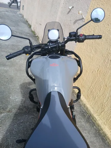 Himalayan450 em estado de nova