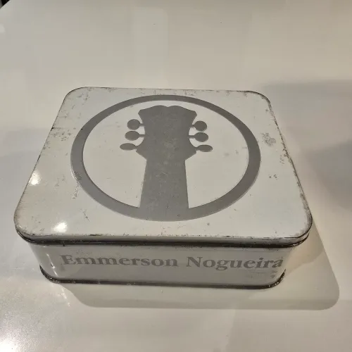 Box Lata Com 2 Cds Emmerson Nogueira Versão Acústica