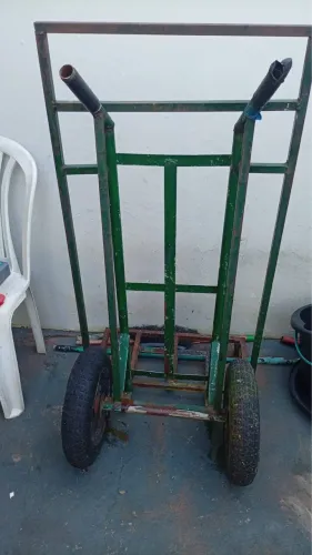 Carrinho de transportar mercadorias 