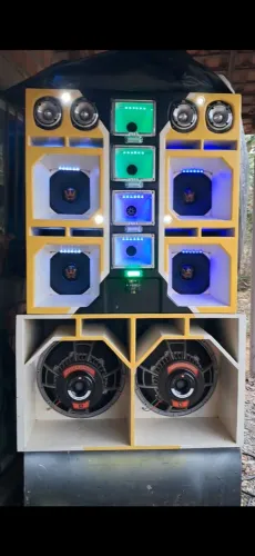Som automotivo novo, muito top?