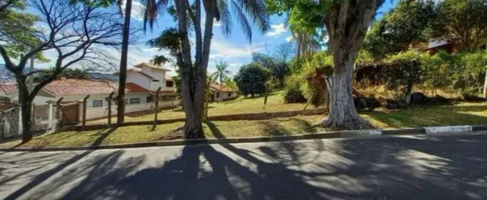 Aluga-se Terreno Comercial e Residencial 1.041m² em Vinhedo - Bosque Morada da Lua