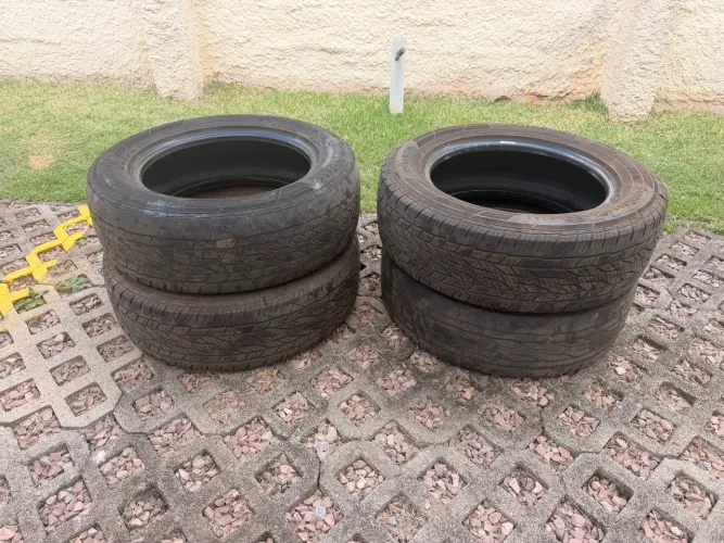 PNEU 225/65 ARO 17