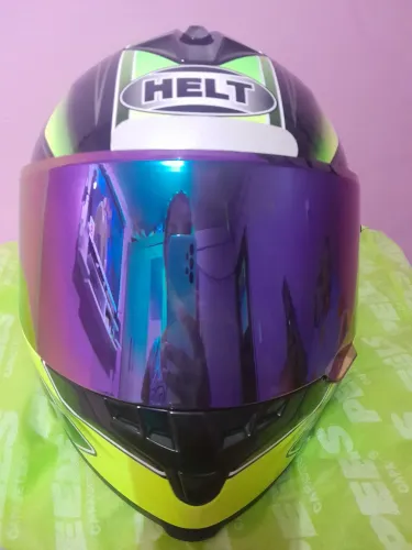 Capacete