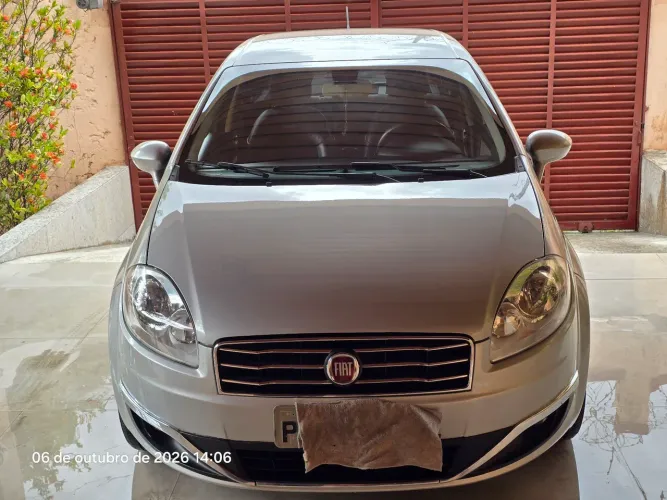 Fiat Linea Essence 1.8 Flex 16V 4P 2016