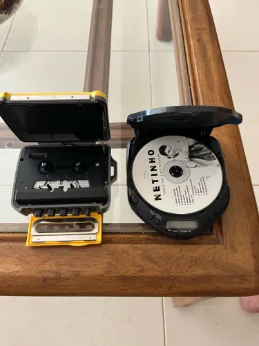Walkman é discman funcionando