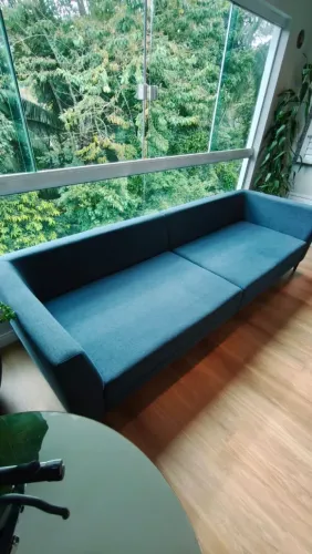 Sofá moderno 6 lugares. 