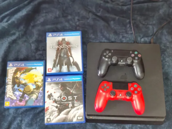 Play Station 4 512GB, 2 controles originais muito novos e 3 mídias físicas top PS4