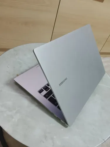Notebook Samsung Galaxy Book Go Com Caixa