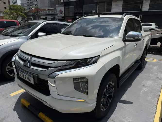 Mitsubishi L200 Triton Sport HPE 2.4 CD Diesel Aut. 2024
