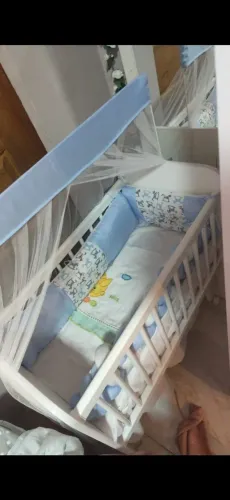 Vendo mini berço acompanhado do colchão e kit berço 250$ 