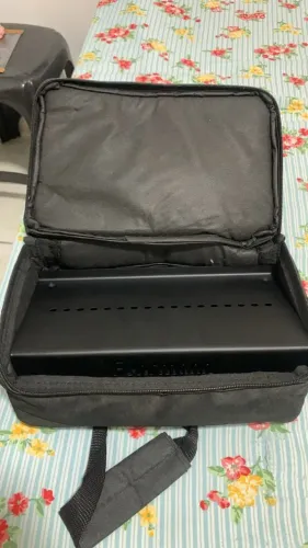 Pedalboard Fuhrmann PB2 para 4 Pedais com Estojo Reforçado  