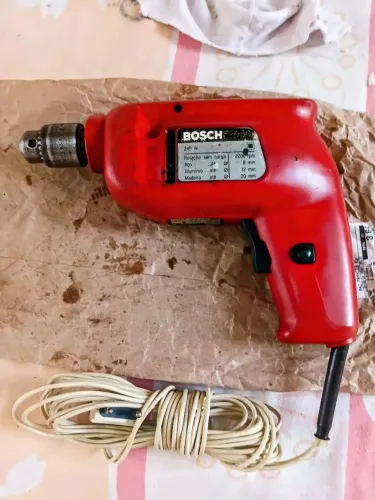 Furadeira bosch