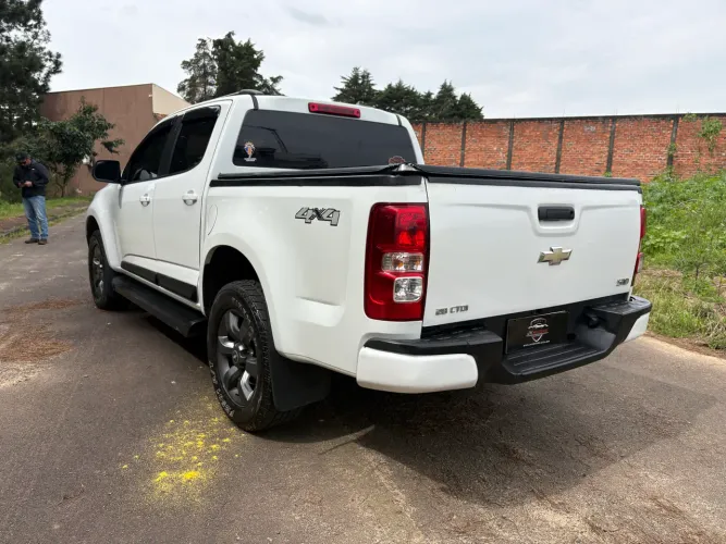 Chevrolet S10 Pick-up LS 2.8 TDI 4X4 CD Dies. Mec. 2015