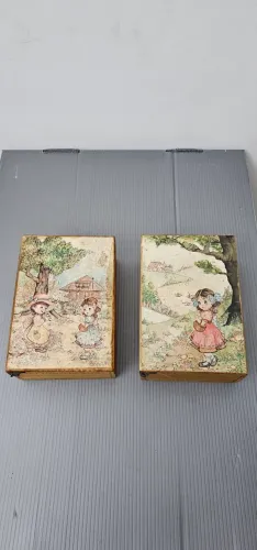 Porta bijuteria caixa artesanal de madeira com ilustrações em estilo vintage