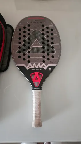 Raquete de beach tenis Ama Kronos.