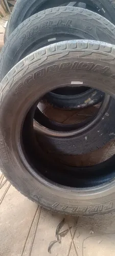 Pneus aro 18 Pirelli camionete ranger 