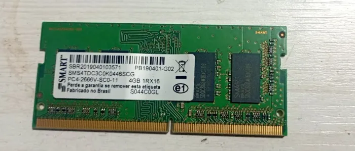 Memória notebook ddr4 PC2666 com 4 gigas usada