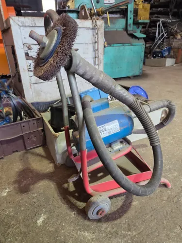 Esmiril de Chicote Rabo de Tatu