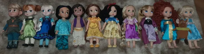 Bonecas Animators Disney - valor individuais,ler descrição 