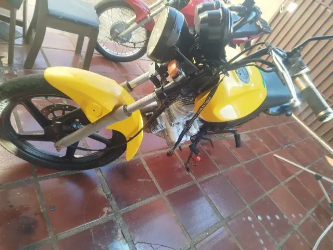 Dafra speed 150 de leilão (com nota e placa ) 2.300,00