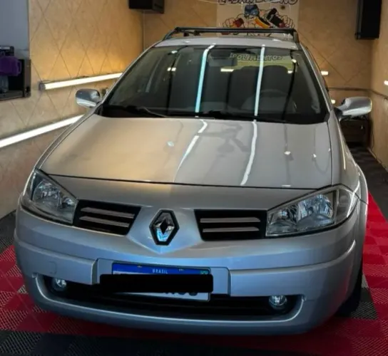 Renault Megane Grand Tour Dynam. Hi-flex 1.6 16V 2011