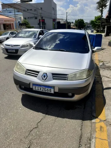 Renault Megane Sedan Dynamique Hi-flex 1.6 16V 2009