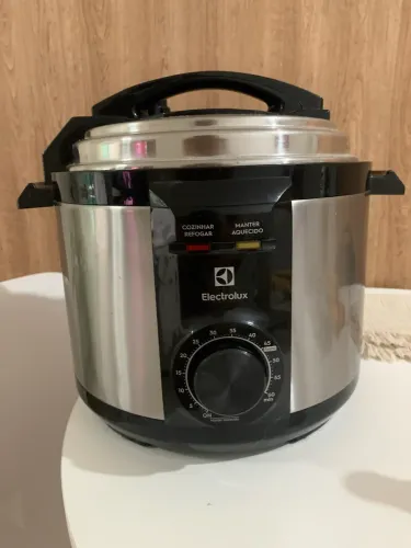 Panela de Pressão Elétrica Electrolux (PCE20)